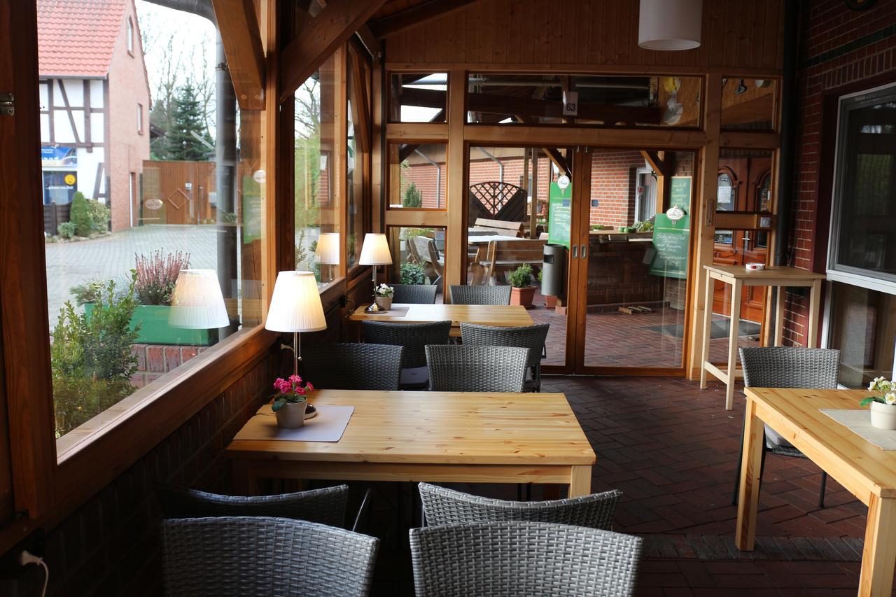 Landgasthof Schoenecke Wahrenholz Esterno foto